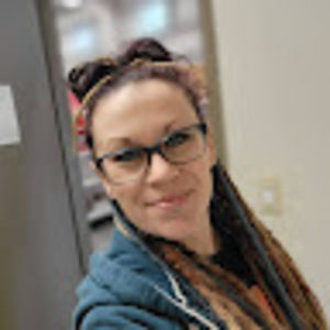 Meet your Posher, Lacey